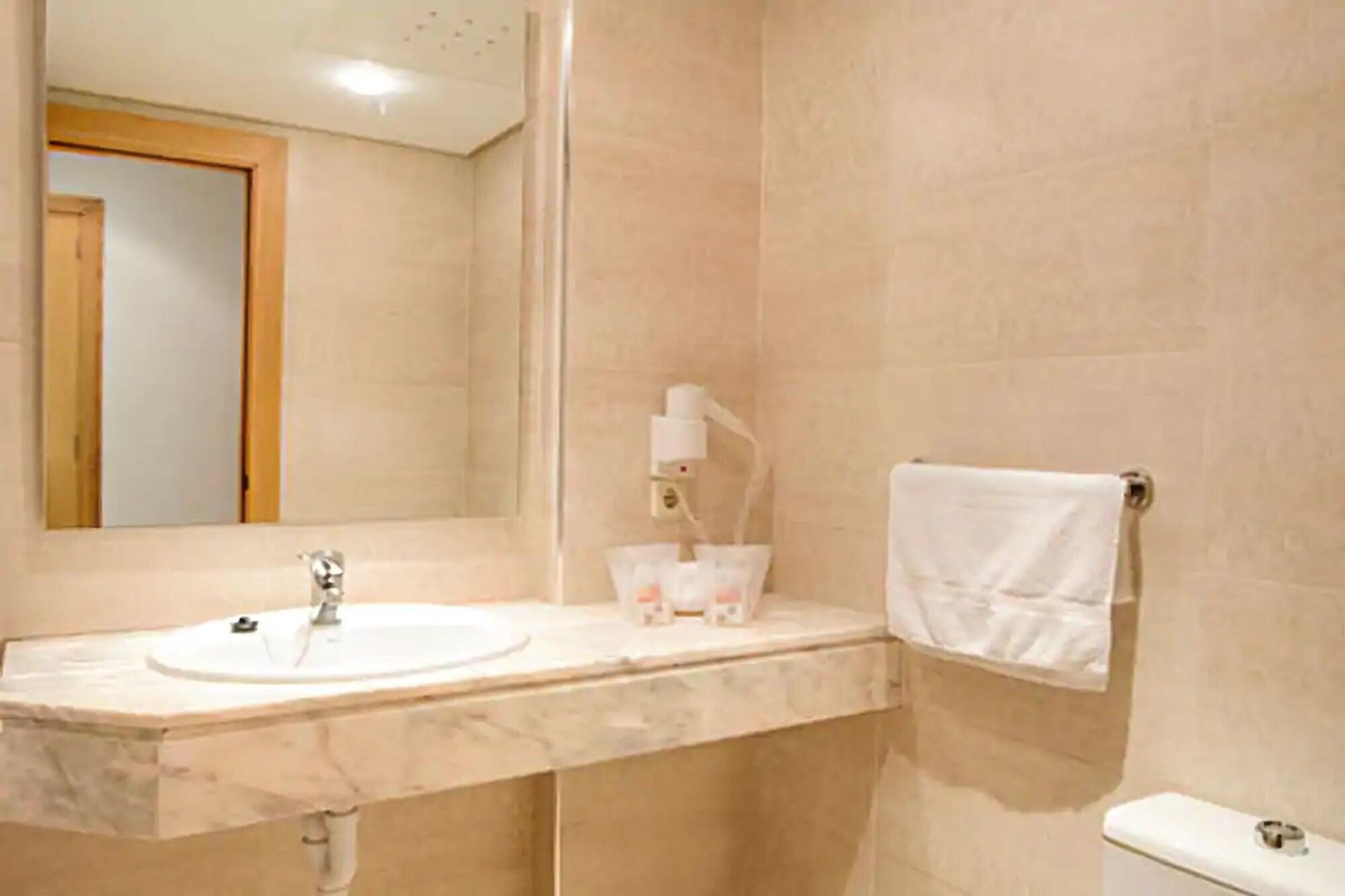 Hotel La Santa Maria Cala Millor  Eksteriør bilde